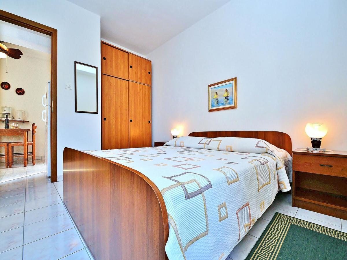 Apartment Bruna 653